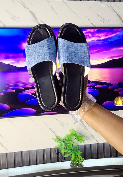 Chaussures compensé disponible