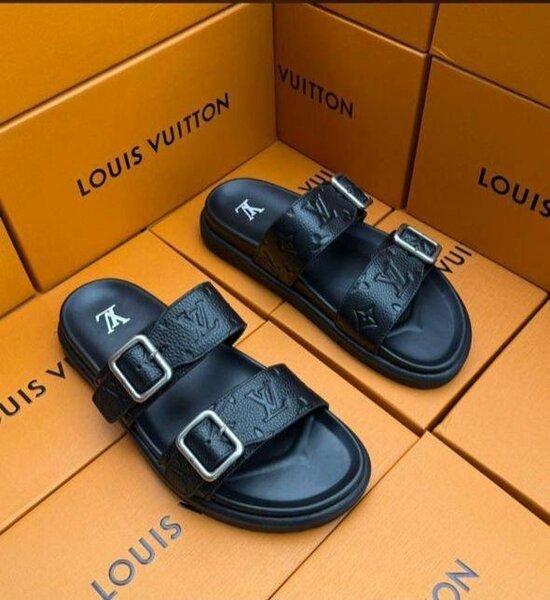 Sandales en cuir pour homme Prada, Berluti, Louis Vuitton