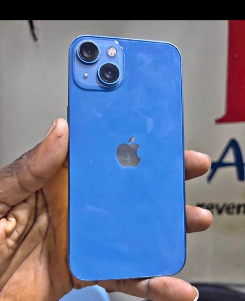 Apple iPhone 13 bleu