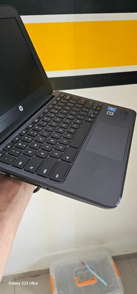 HP chromebook os