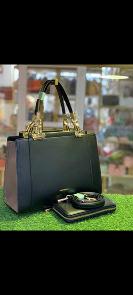 Sac a main et portefeuille deux en 1