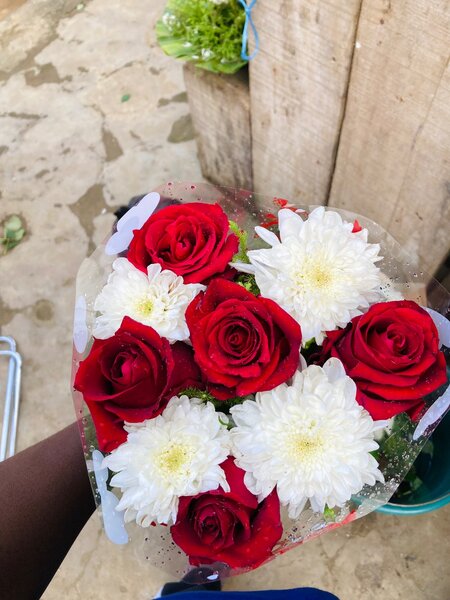 Bouquet de Roses et Chrysanthèmes