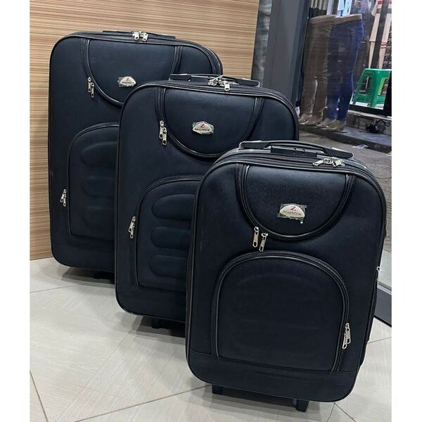 Set de valises classiques noires