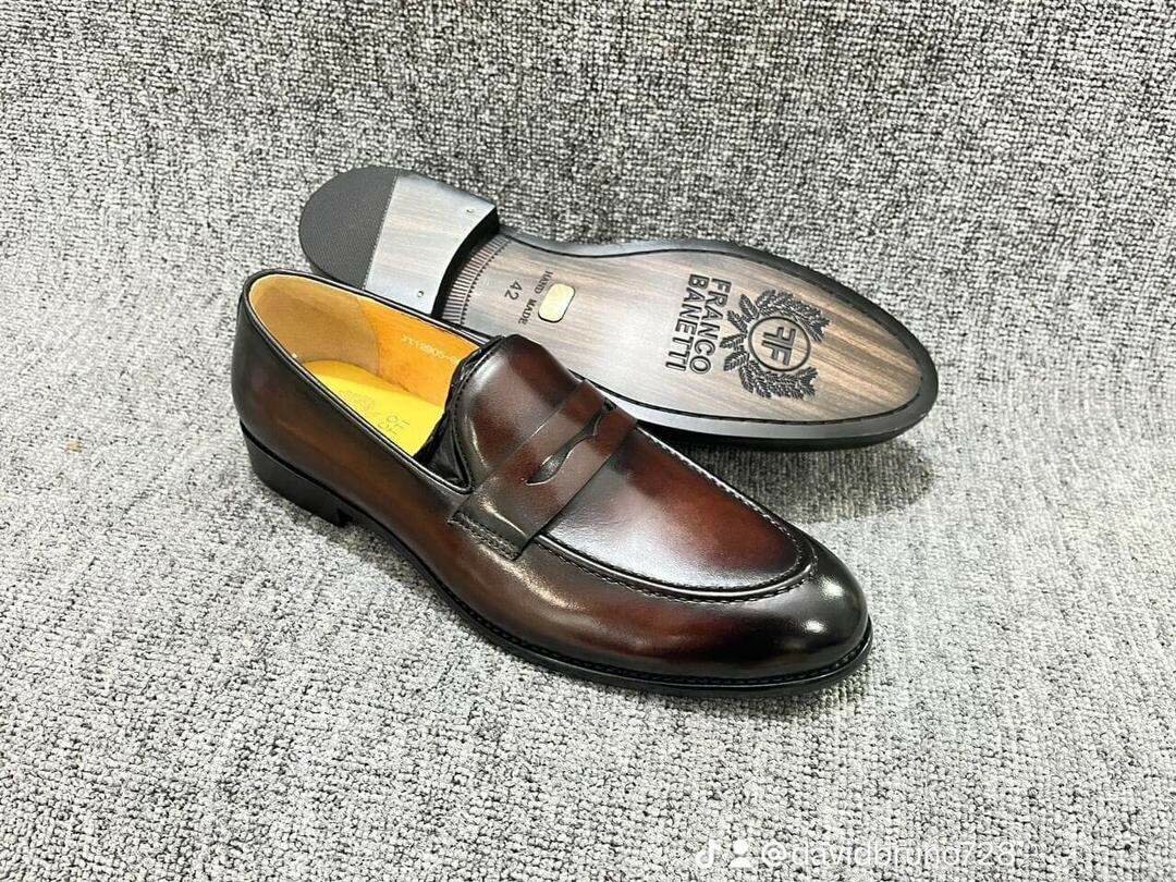 Paires de soulier en Cuir