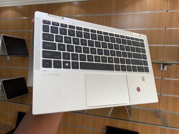 HP ELITEBOOK 1030 G7 x360