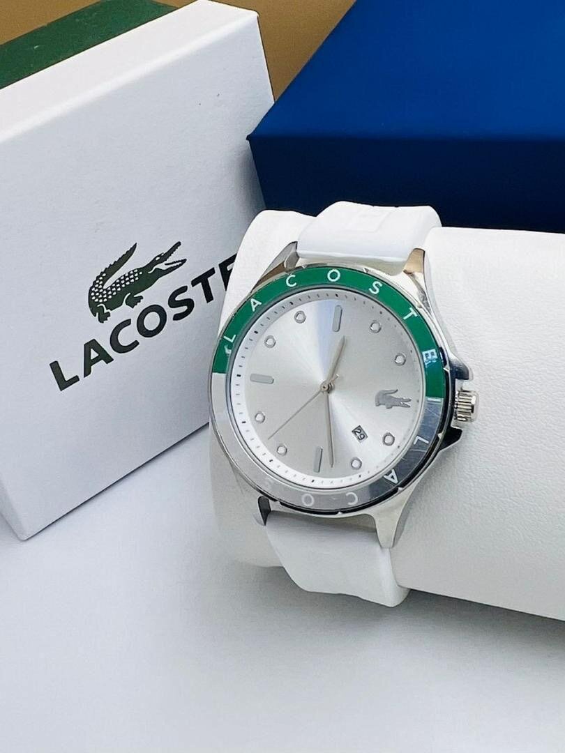 Montre Lacoste