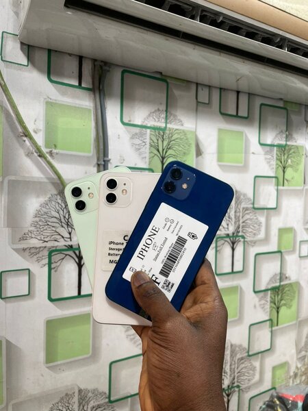 iPhone 12 Téléphone Smartphone