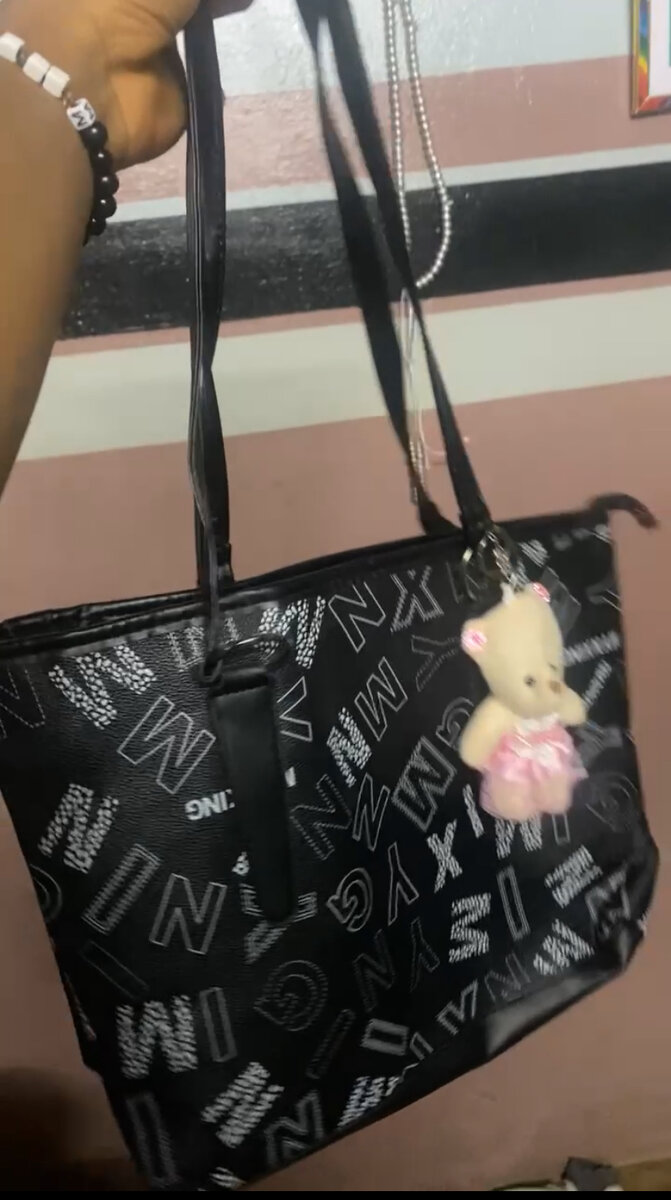 Stylish Tote Bags with Keychain