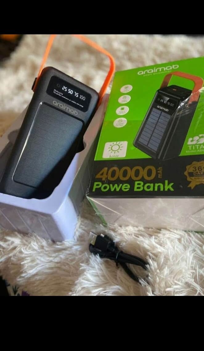 Solor rechargeable power bank
