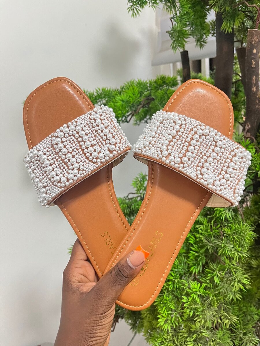 Women flip flops / slippers