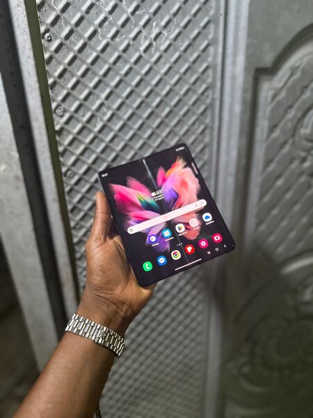 Samsung fold Z3