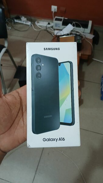 Samsung Galaxy A16 Smartphone
