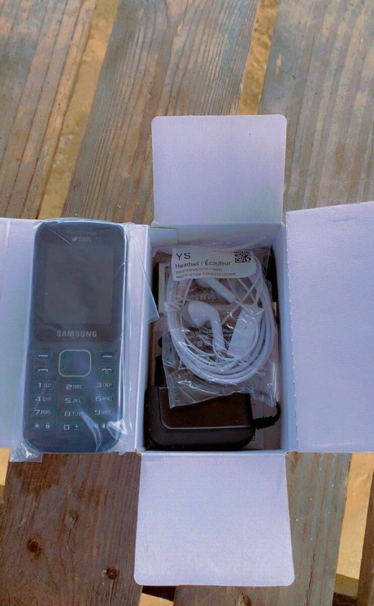 Samsung SM-B310E Téléphone Portable