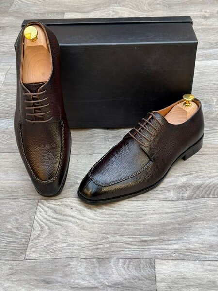 Chaussures habillées en cuir