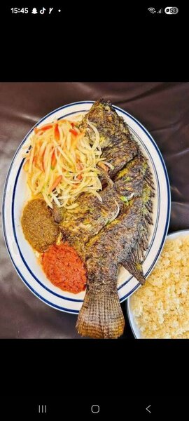 Carpe braisé  attieke