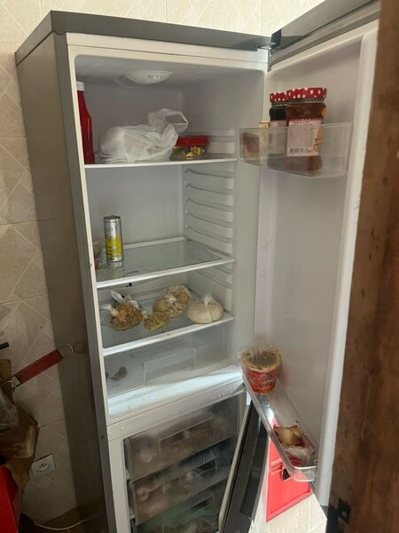 Réfrigérateur moderne grande capacité