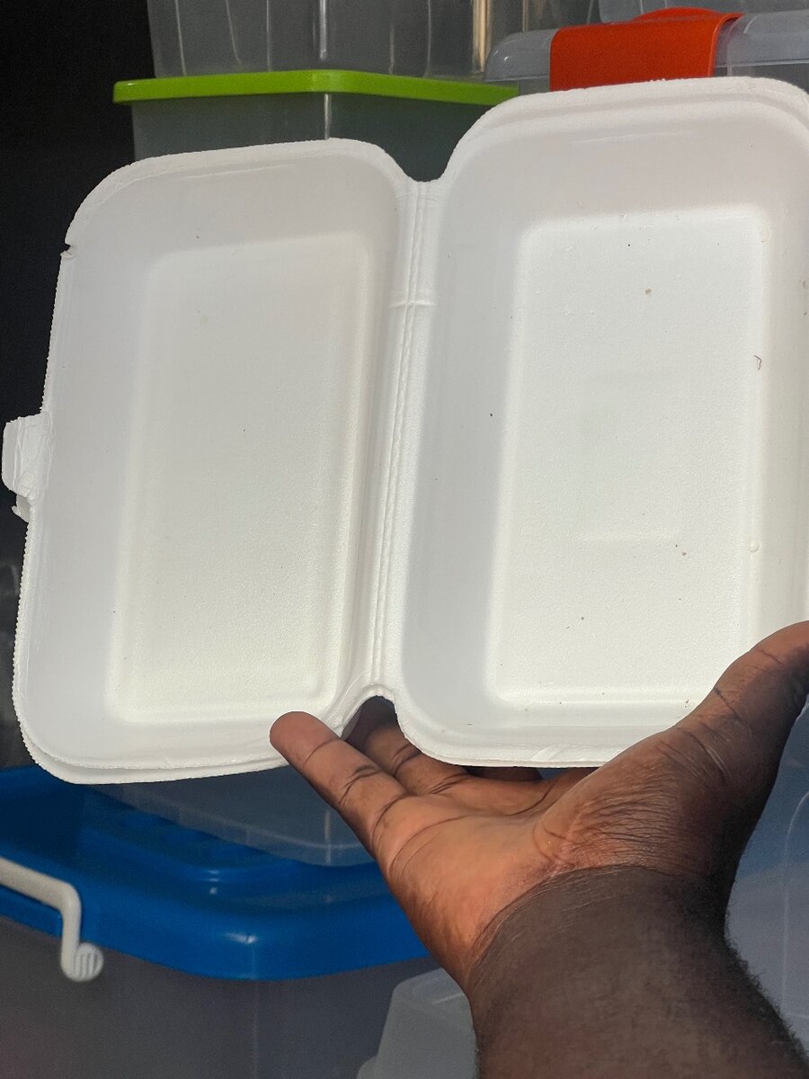 Contenants alimentaires jetabl