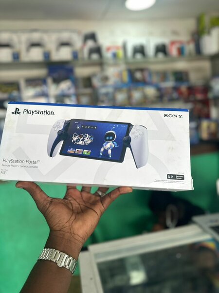 PS.PORTALE NEUVE SCELLÉE