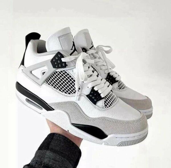 JORDAN  4