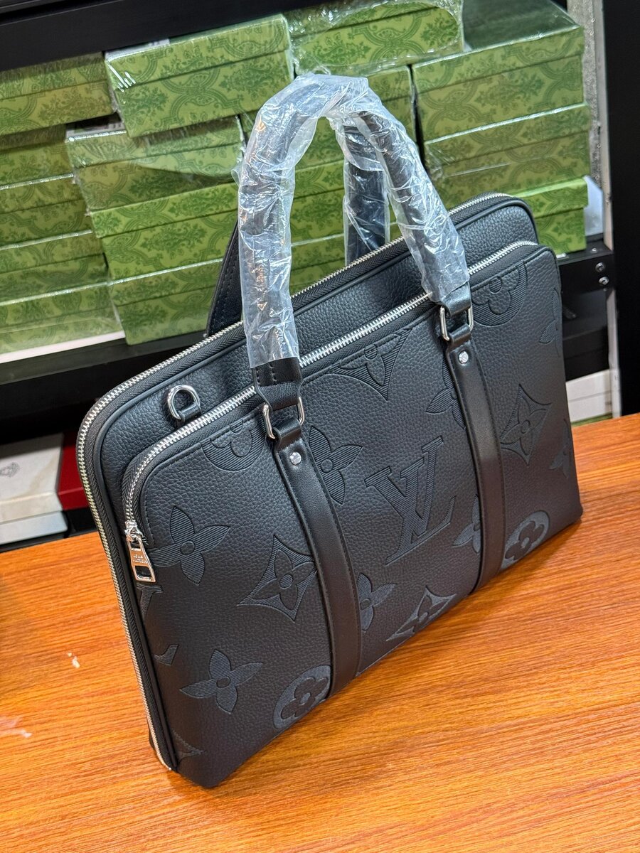 Sacoche de Luxe en Cuir Noir