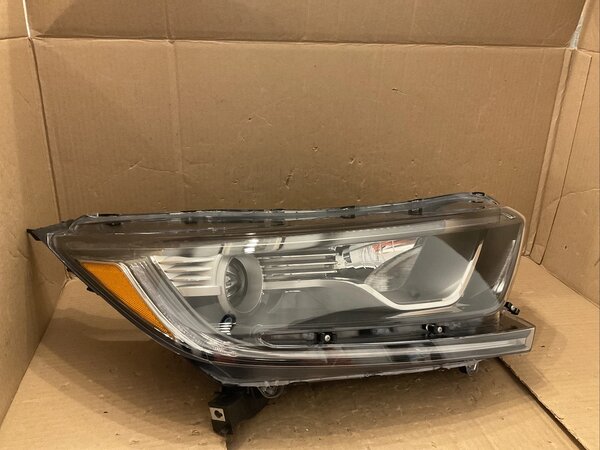 Фары на Honda CRV 2017-2023