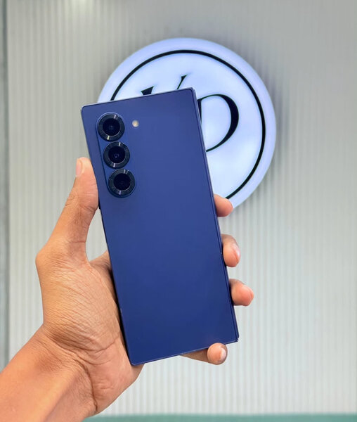 Smartphone pliable haut de gamme