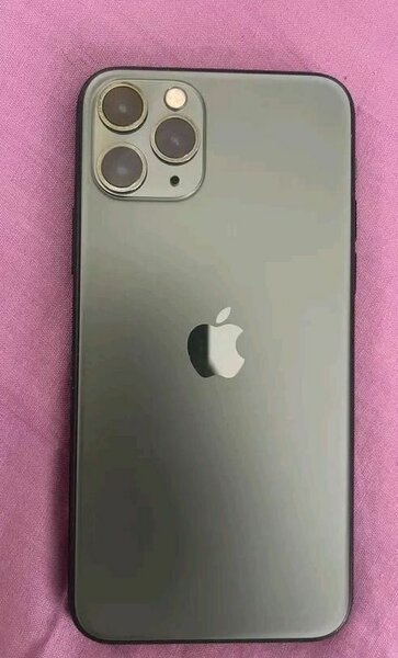 iPhone 11 Pro - Apple