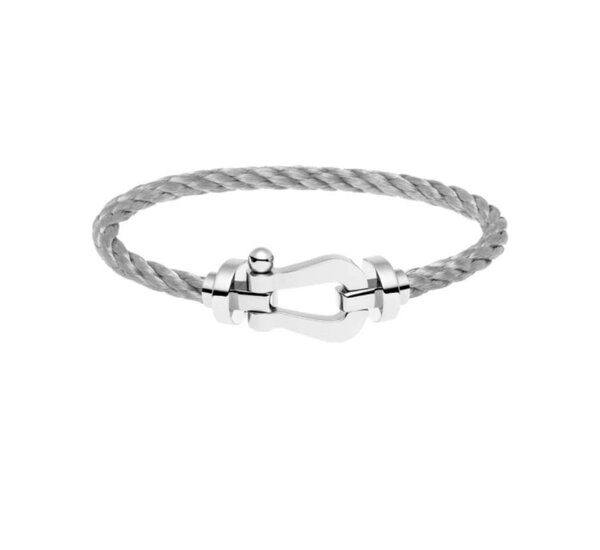 Bracelet en acier chic