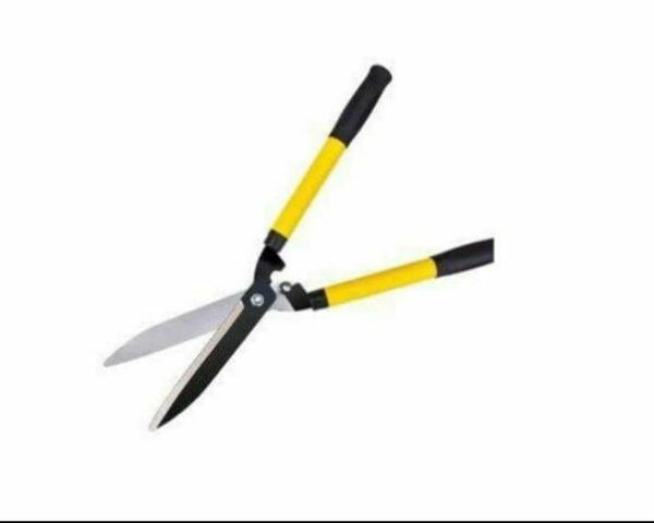 Cisaille à haies ergonomique