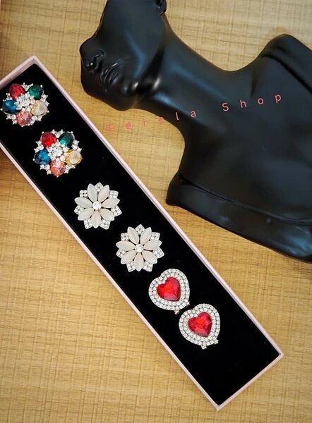 Boucles d'oreilles strass luxueuses