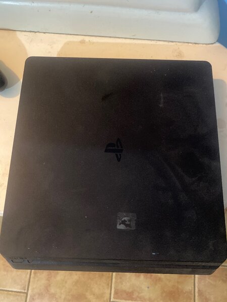 Ps4 slim