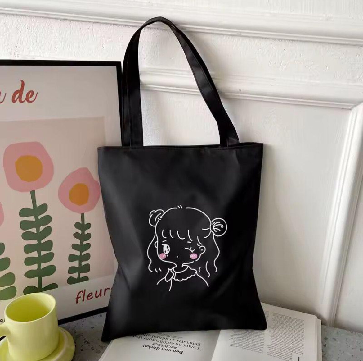 Sac cabas motif dessin animé