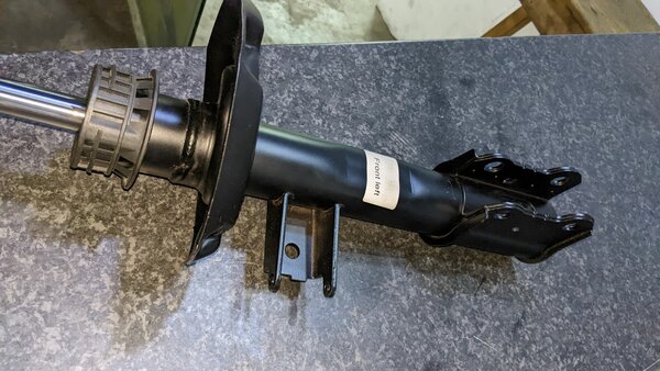 Front Shocks Absobers For Mercedes Benz GLA300 W156 2020