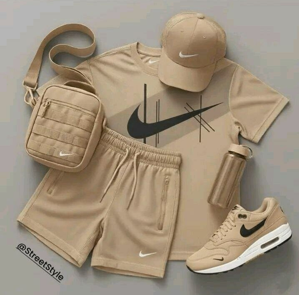 Ensemble sport Nike beige