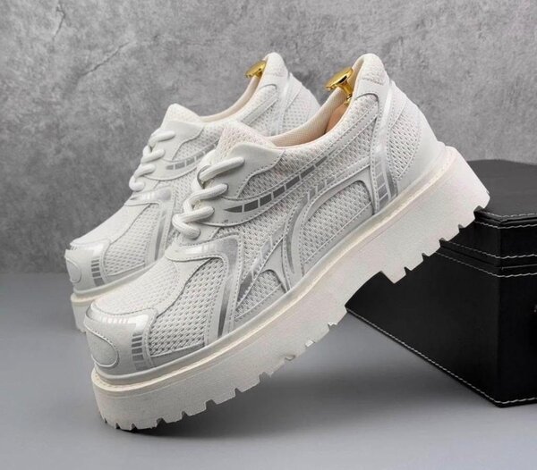 Baskets modernes pour hommes