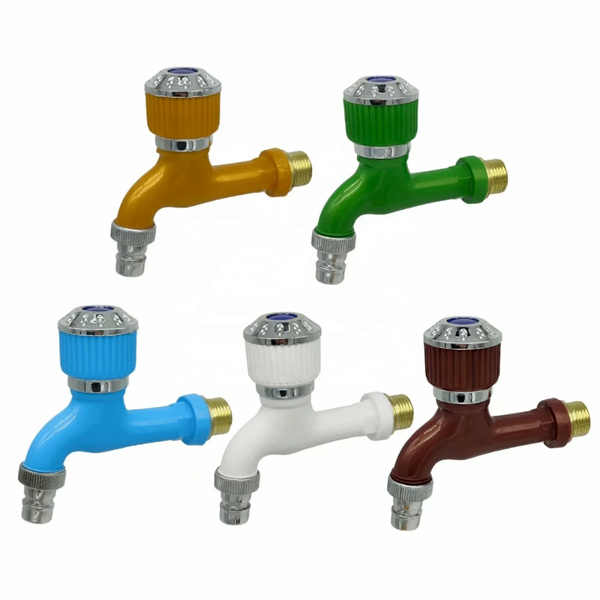 Robinet en cuivre coloré