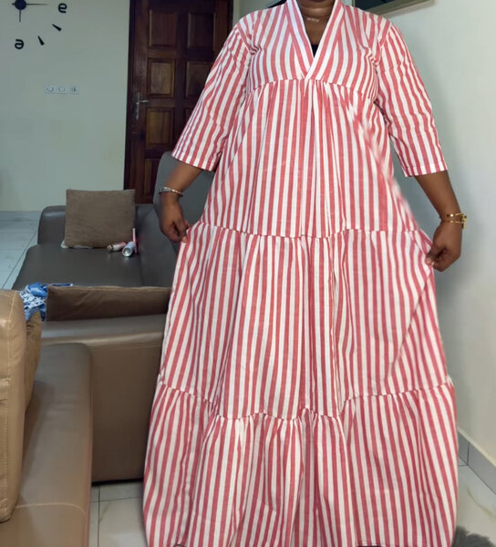 Robe longue rayée élégante