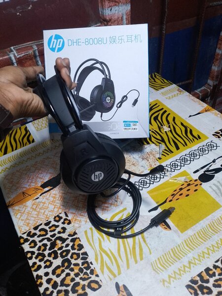 HP DHE-8008U Gaming Headset