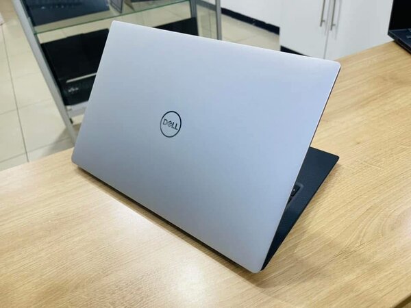 Dell XPs 13-7390 Core i7-10710