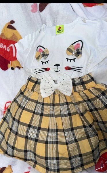 Robe enfant motif chat mignon