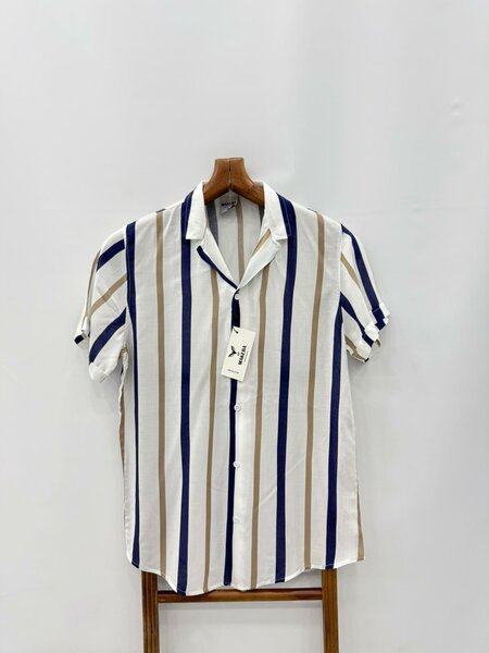 Chemise à rayures décontractée