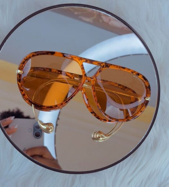 Lunettes de soleil rétro