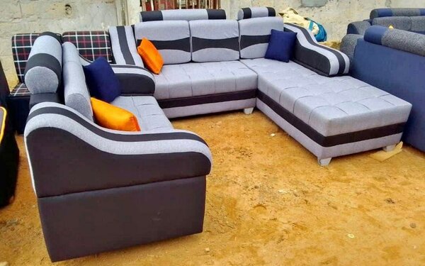 Canapé d'angle gris moderne