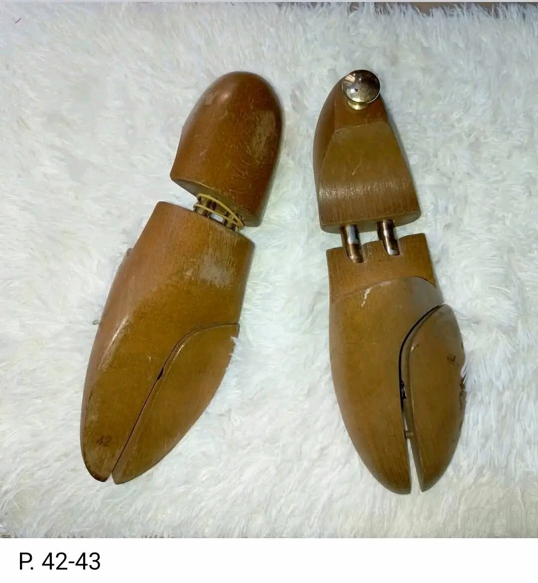 Embauchoirs en bois réglables