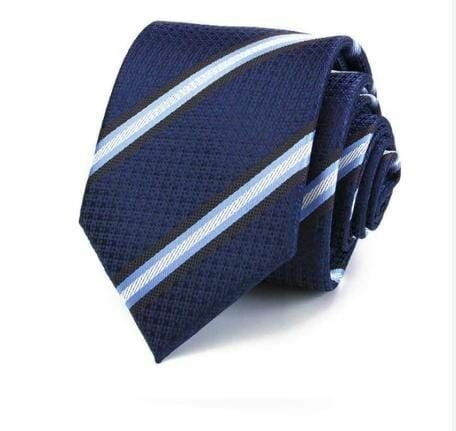 Cravate élégante à rayures bleues
