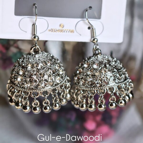 Traditional basic jhumkas