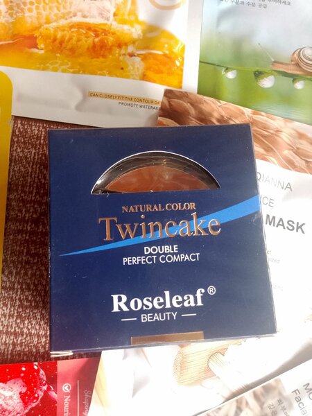 Twin Cake Compact Powder