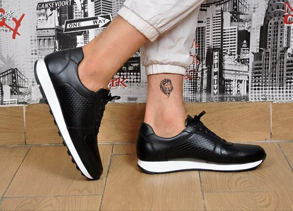 Sneakers en cuir noir élégant