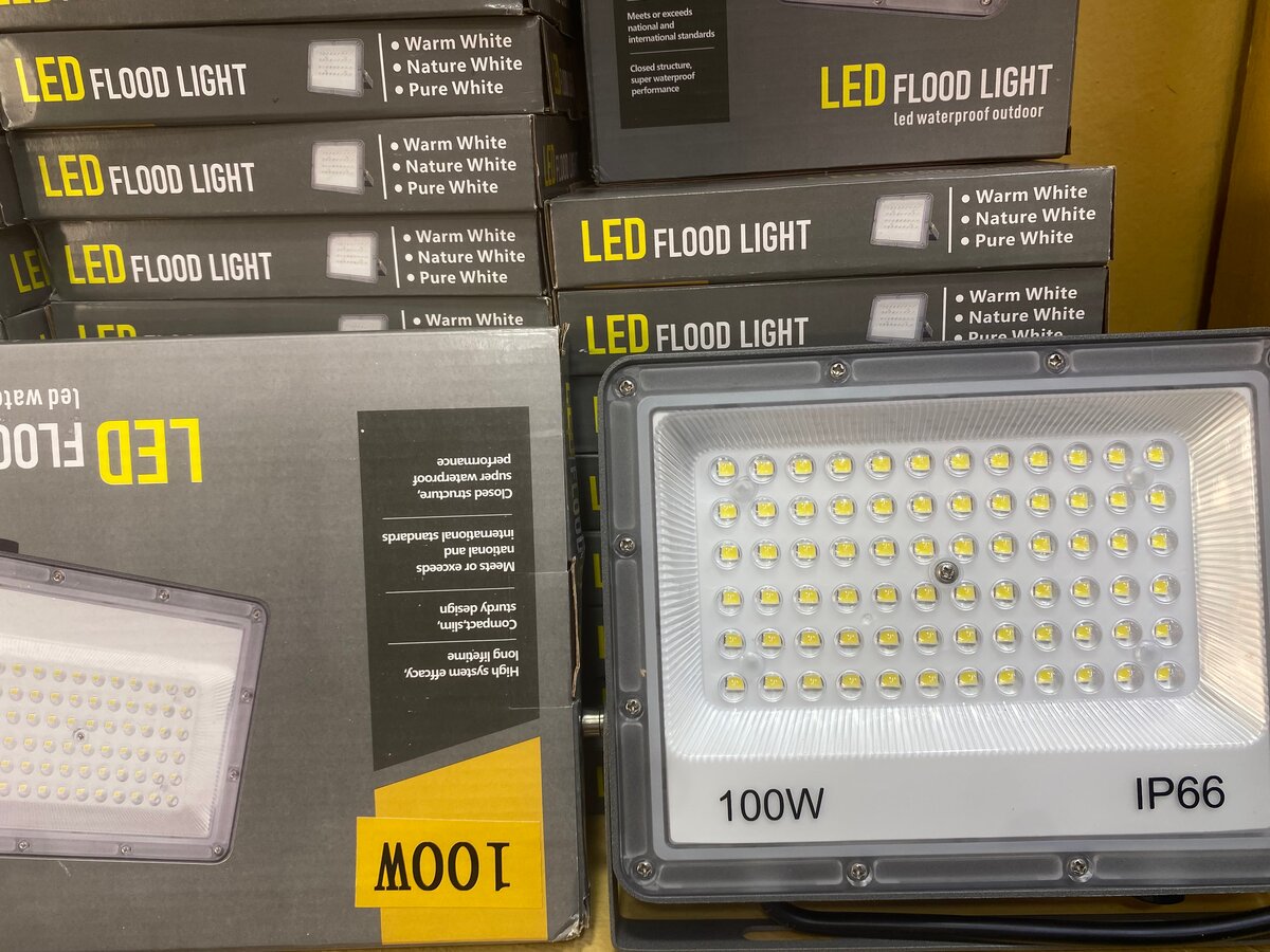 Projecteur LED 100W Extérieur