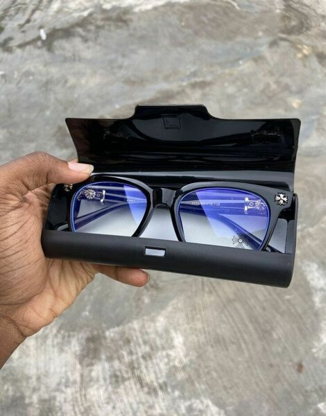 Lunettes de soleil Chrome Hearts noir